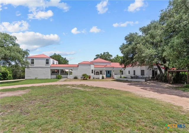 2nd image of 6750 N Lakeview Dr, Salado, TX 76571 | MLS# 617405