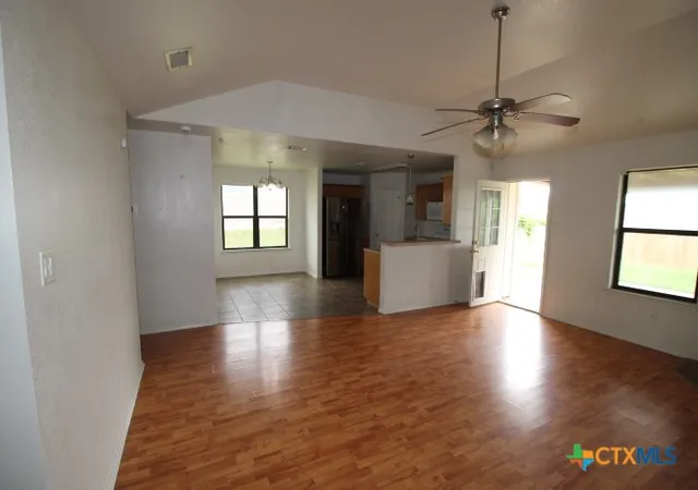 Photo 4 of Single family home for sale at 1307 Marlee Cir, Copperas Cove, TX 76522 | MLS# 617517 | Listing updated on 2026-10-06