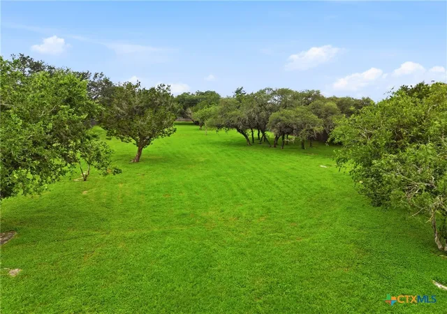 3rd image of 1121 Stagecoach Trl, San Marcos, TX 78666 | MLS# 616558
