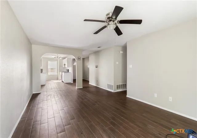 Photo 4 of Single family home for sale at 1302 Saddle Dr, Killeen, TX 76543 | MLS# 617041 | Listing updated on 2026-06-23