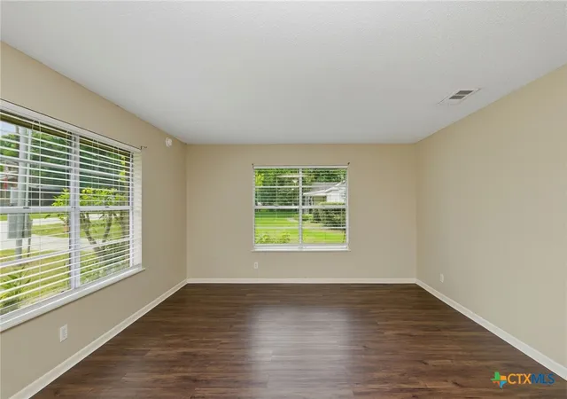 Photo 2 of Single family home for sale at 208 N Cedar St, Buda, TX 78610 | MLS# 617451 | Listing updated on 2026-10-08