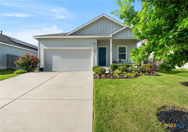 Photo 3 of Sale Pending at 221 Gabriels Blf Dr, Georgetown, TX 78626 | MLS# 617641 | Listing updated on 2026-07-04
