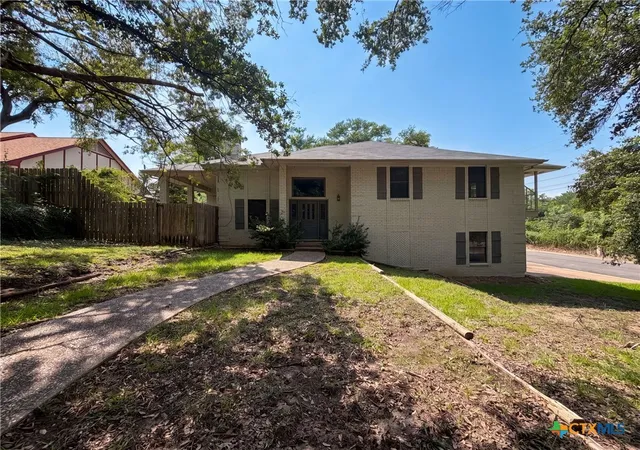 Photo 1 of Single family home for sale at 3504 Victorian Dr, Temple, TX 76502 | MLS# 617682 | Listing updated on 2026-10-08