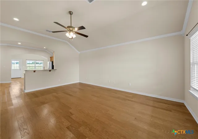 4th image of 637 Hoffmeyer Ln, Robinson, TX 76706 | MLS# 616548