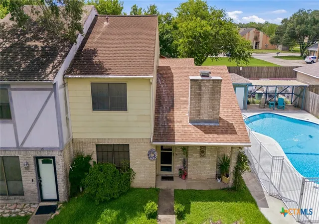 1st image of 101 A Maplewood Dr #20, Victoria, TX 77901 | MLS# 617644