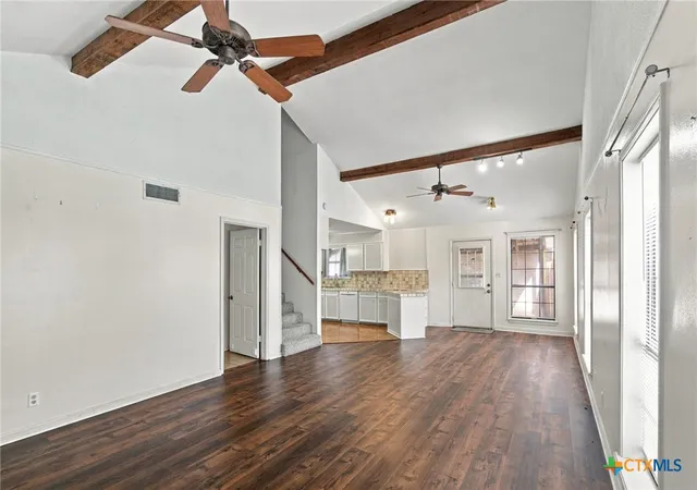 Photo 3 of Townhouse for sale at 101 A Maplewood Dr #20, Victoria, TX 77901 | MLS# 617644 | Listing updated on 2026-09-17