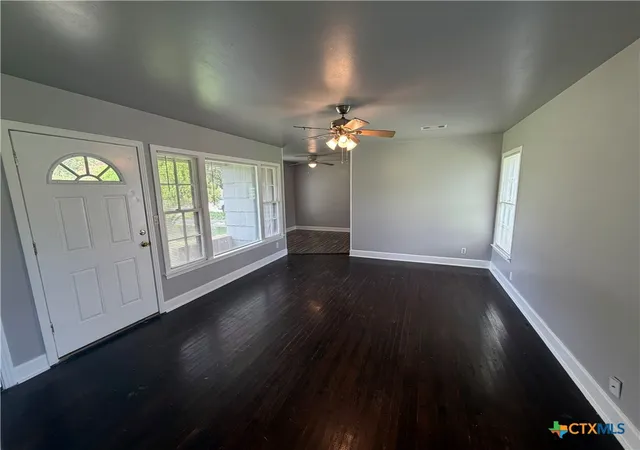3rd image of 602 E Rosebud, Victoria, TX 77901 | MLS# 617410