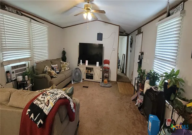 4th image of 706 W Cleveland Ave, Seadrift, TX 77983 | MLS# 617761