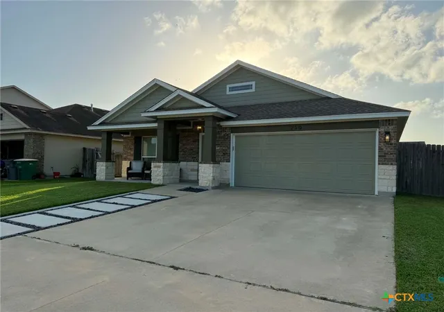 Homes for sale in Victoria, TX | 210 Cobble Stone Ct, Victoria, TX 77904 | MLS# 617782