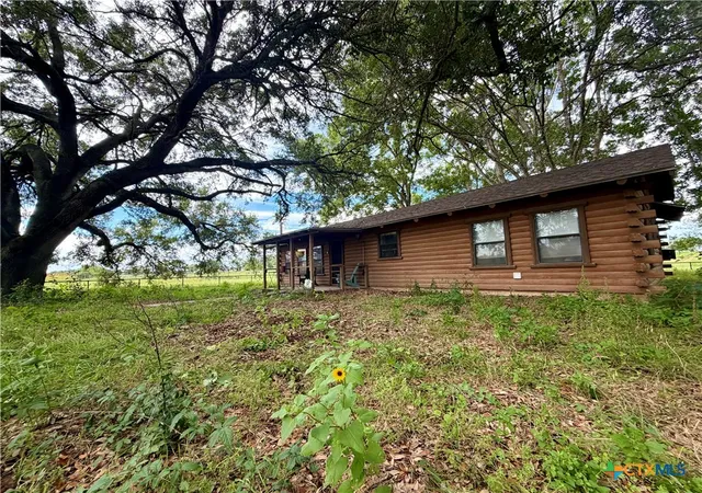 Homes for sale in Gonzales, TX | 17 County Road 236a, Gonzales, TX 78629 | MLS# 617729