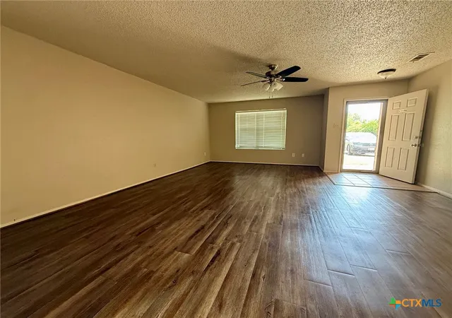 3rd image of 3513 Plains Dr, Killeen, TX 76542 | MLS# 617835