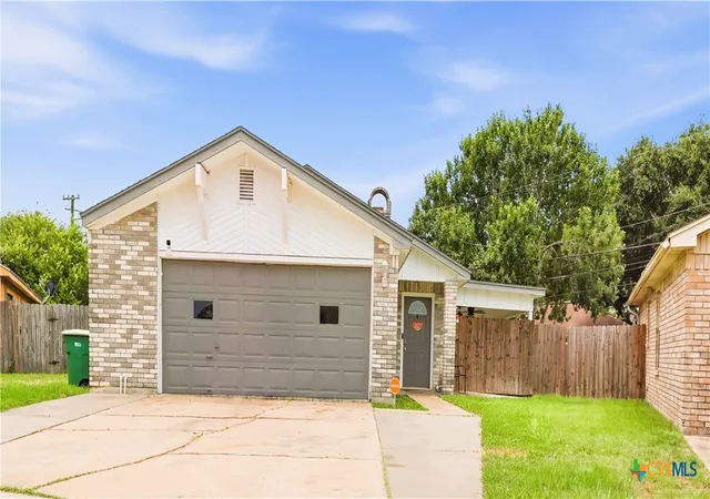 1st image of 217 Versailles St, Victoria, TX 77904 | MLS# 617996