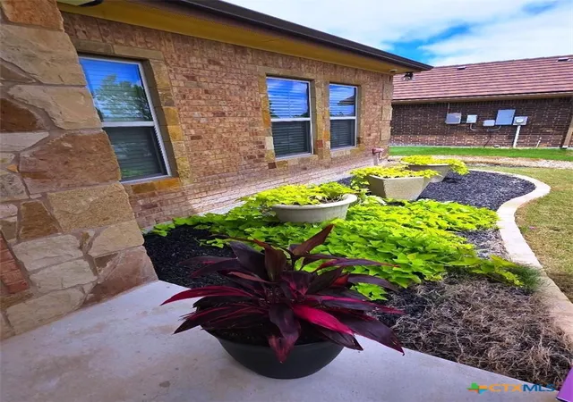 3rd image of 1912 Yturria Dr, Belton, TX 76513 | MLS# 617320