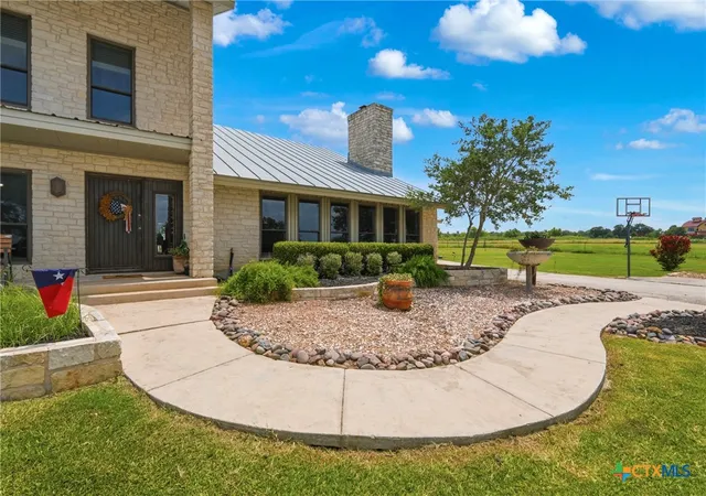 4th image of 4874 Old Lehmann Rd, Kingsbury, TX 78638 | MLS# 618049