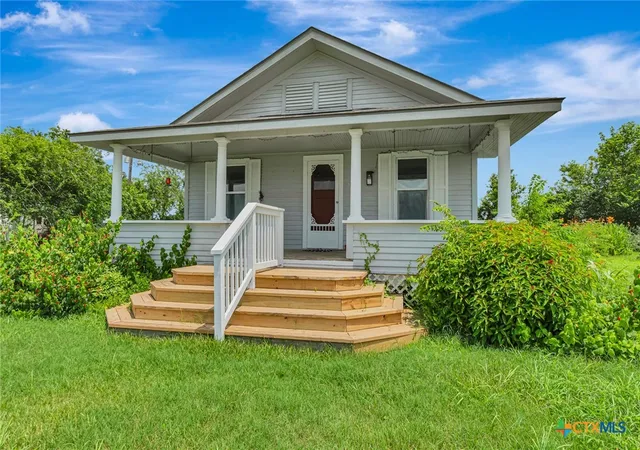 4th image of 195 Wall Ln, Port Lavaca, TX 77979 | MLS# 618063