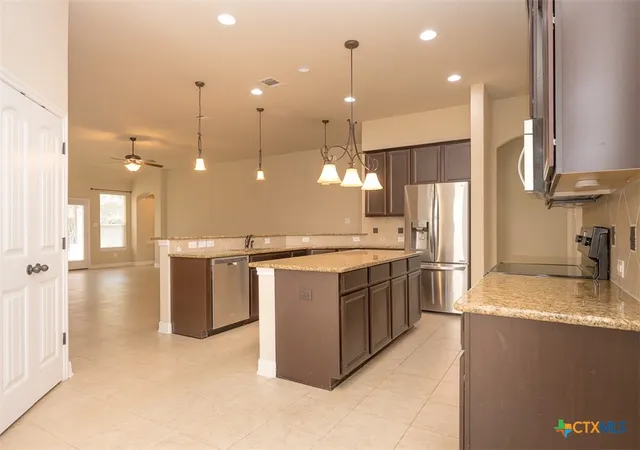 5th image of 811 Cathedral Ct, Harker Heights, TX 76548 | MLS# 617606