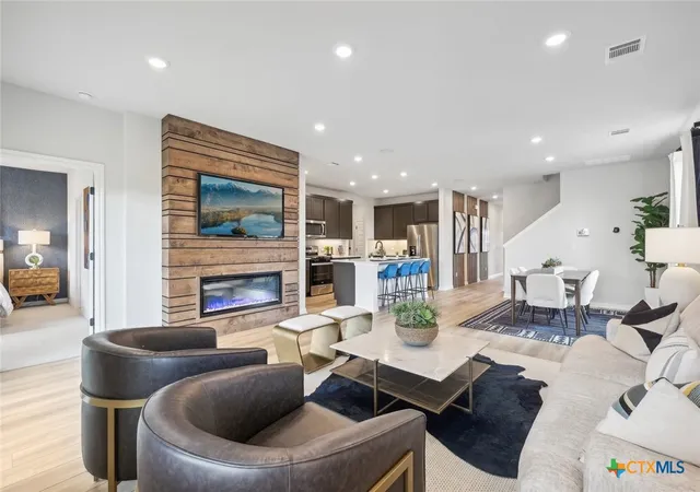 3rd image of 4704 Native Pearl Ln, Austin, TX 78754 | MLS# 618081