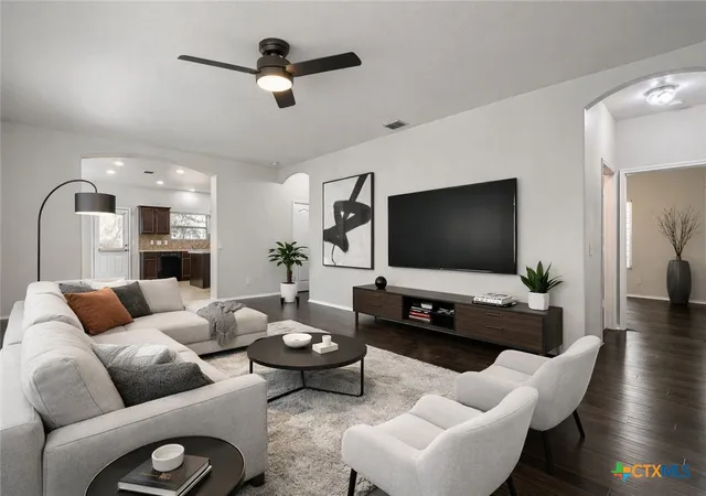 2nd image of 427 Unicorn Rnch, San Antonio, TX 78245 | MLS# 617029