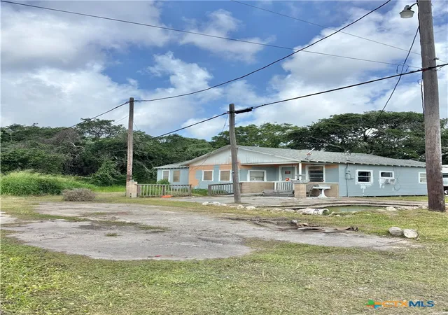 4th image of 209 N 7Th St, Port O Connor, TX 77982 | MLS# 618099