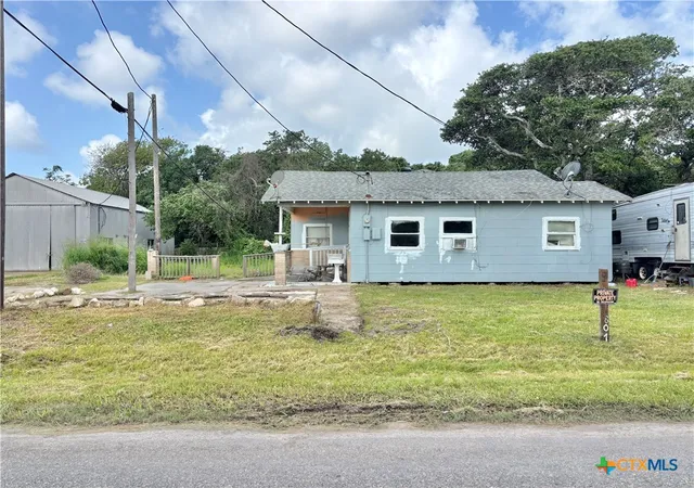 5th image of 209 N 7Th St, Port O Connor, TX 77982 | MLS# 618099