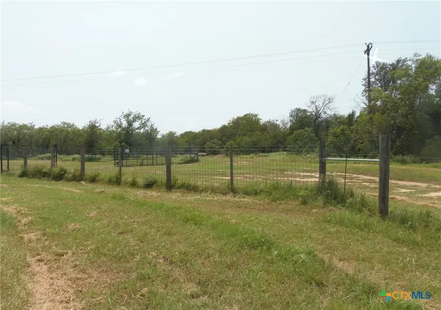 3rd image of 90 Romberg Rd, Dale, TX 78616 | MLS# 618116