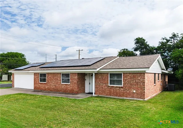 Photo 2 of Sale Pending at 901 Edwards St, Copperas Cove, TX 76522 | MLS# 618108 | Listing updated on 2026-07-14