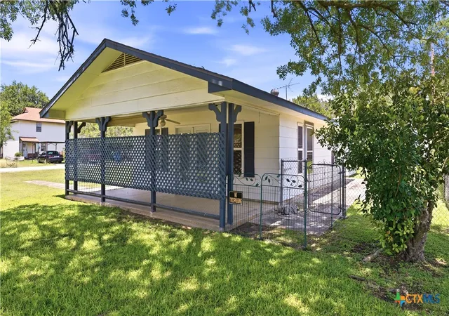 3rd image of 415 Pecan Row, New Braunfels, TX 78132 | MLS# 618141