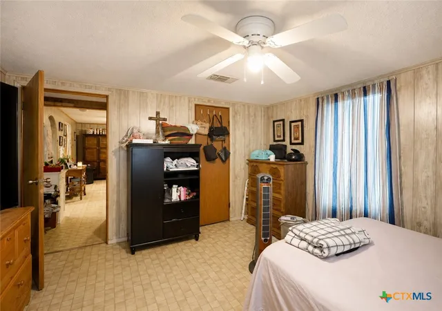 5th image of 109 S Colorado St, Edna, TX 77957 | MLS# 618135