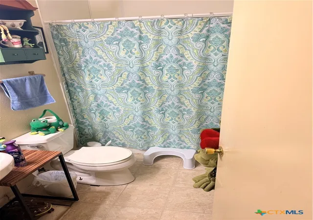 5th image of 140 Mackie Ln, Seguin, TX 78155 | MLS# 618293