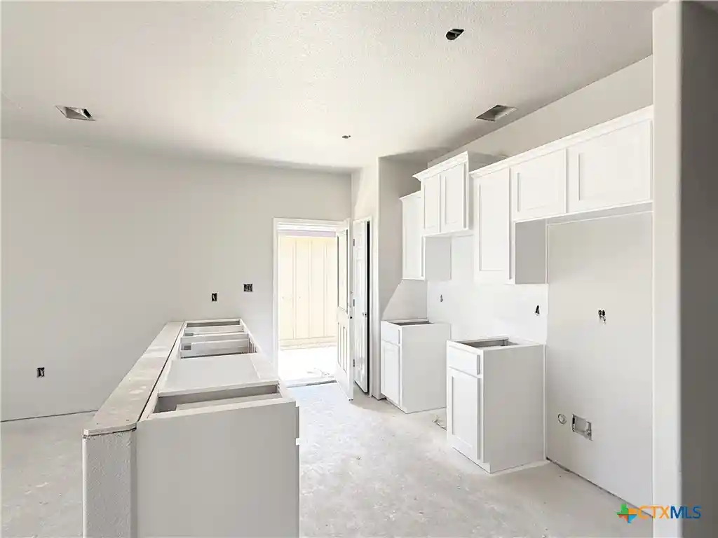 Listing Photo 1 - Condo for sale in building located at 317 Rain Dance Trl, Copperas Cove, TX 76522
