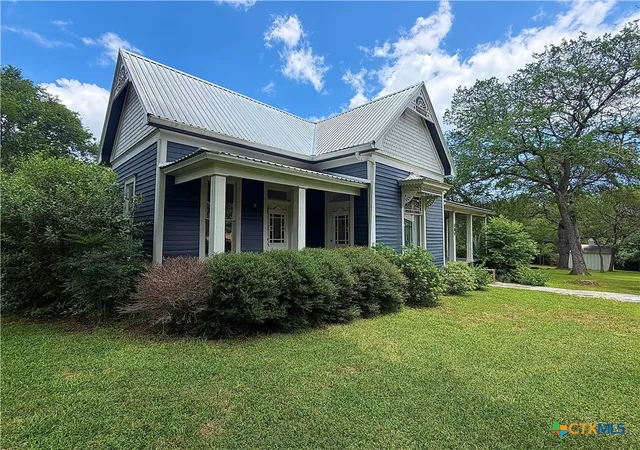 4th image of 306 5Th Ave, Smithville, TX 78957 | MLS# 618390