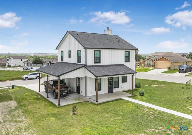 38th image of 501 Sendera Wy, Kenedy, TX 78119 | MLS# 618198