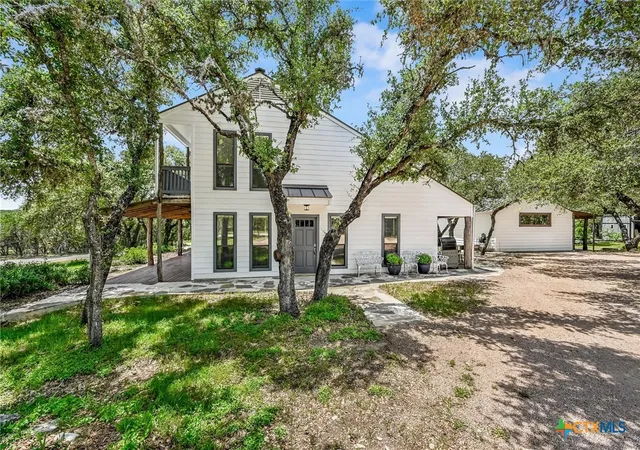 Homes for sale in Wimberley, TX | 101 Chapparal Dr, Wimberley, TX 78676 | MLS# 616576