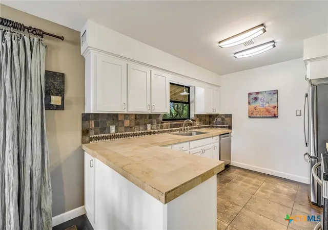 Homes for sale in Wimberley, TX | 101 Chapparal Dr, Wimberley, TX 78676 | MLS# 616576