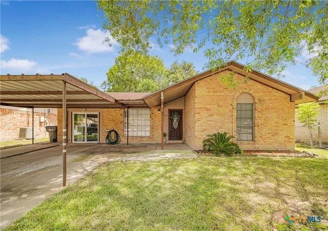 Homes for sale in Victoria, TX | 3303 Flamingo Dr, Victoria, TX 77901 | MLS# 618436