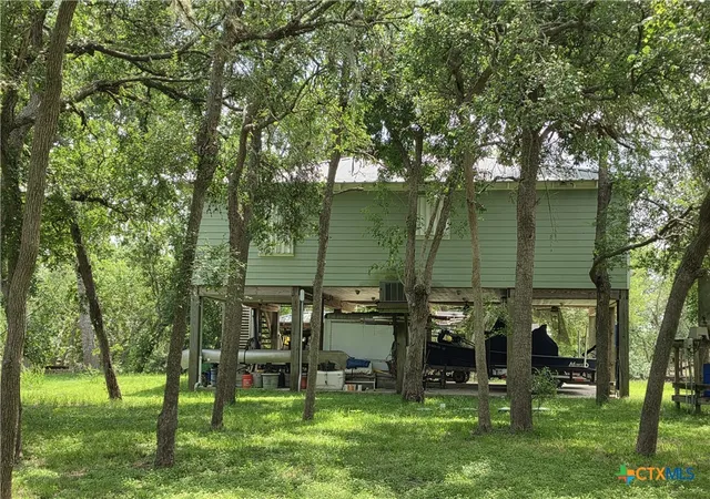 4th image of 1243 Guadalupe River Rd, Tivoli, TX 77990 | MLS# 618503