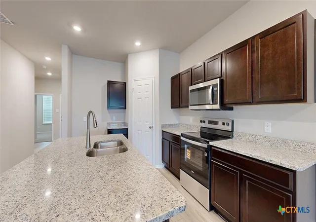 3rd image of 1111 Stone Valley Rd, Temple, TX 76502 | MLS# 618556
