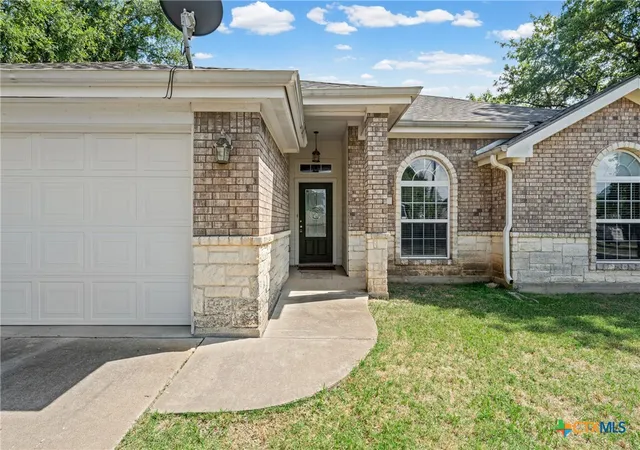 3rd image of 16 Buckskin Loop, Belton, TX 76513 | MLS# 617389