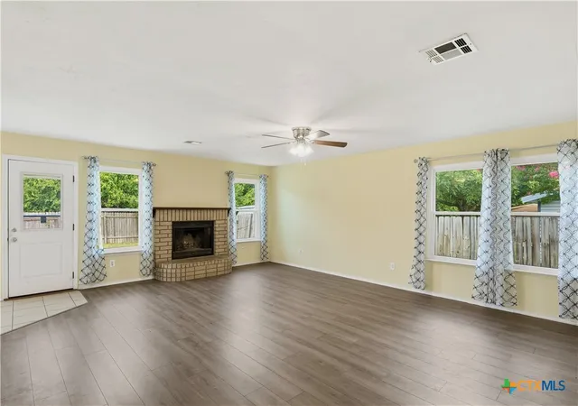 2nd image of 213 W Anderson Ave, Copperas Cove, TX 76522 | MLS# 618563