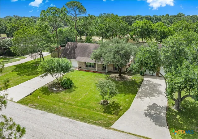 Homes for sale in Victoria, TX | 105 Tropical Dr, Victoria, TX 77904 | MLS# 618475