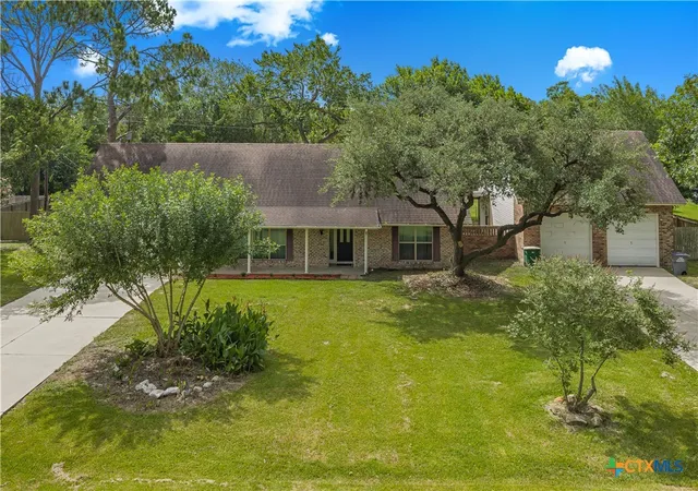 Homes for sale in Victoria, TX | 105 Tropical Dr, Victoria, TX 77904 | MLS# 618475