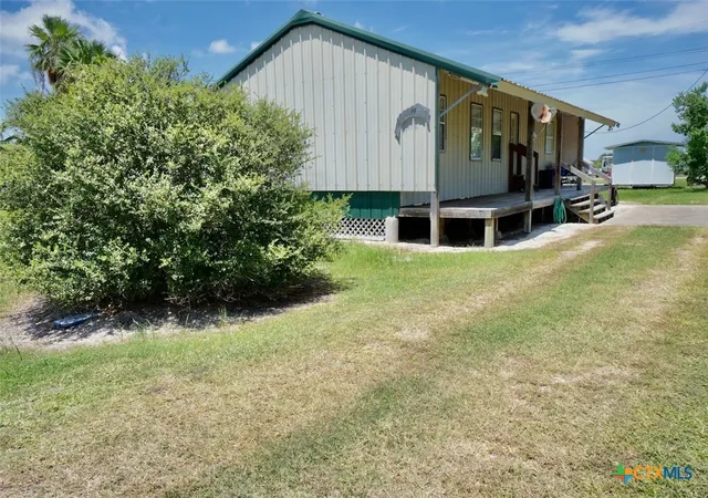 4th image of 78 Carrie St, Port O Connor, TX 77982 | MLS# 618387