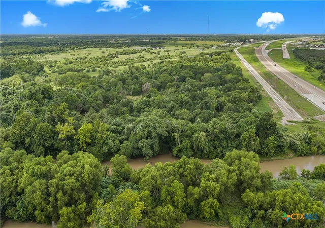 Photo 14 of Land for sale at 000 Nw Zac Lentz Pkwy, Victoria, TX 77905 | MLS# 618442 | Listing updated on 2026-07-13