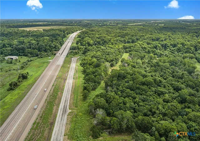 Photo 4 of Land for sale at 000 NW Zac Lentz Pkwy, Victoria, TX 77905 | MLS# 618442 | Listing updated on 2026-07-13
