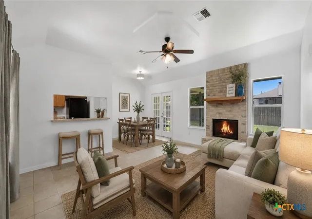 2nd image of 1615 Sunshine Peak, New Braunfels, TX 78130 | MLS# 618661