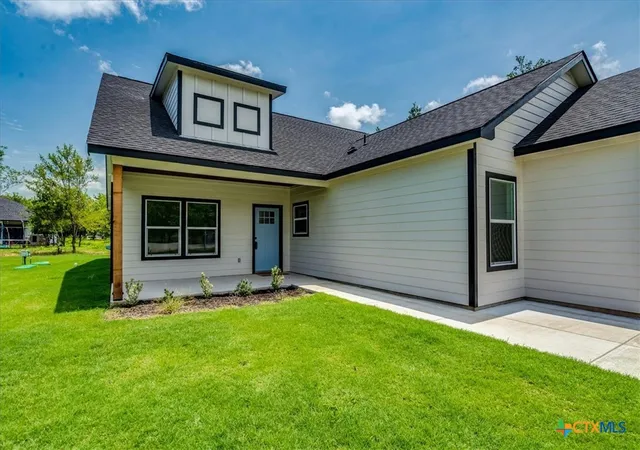 Photo 2 of Single family home for sale at 107 Keahi Ct, Bastrop, TX 78602 | MLS# 618668 | Listing updated on 2026-07-03