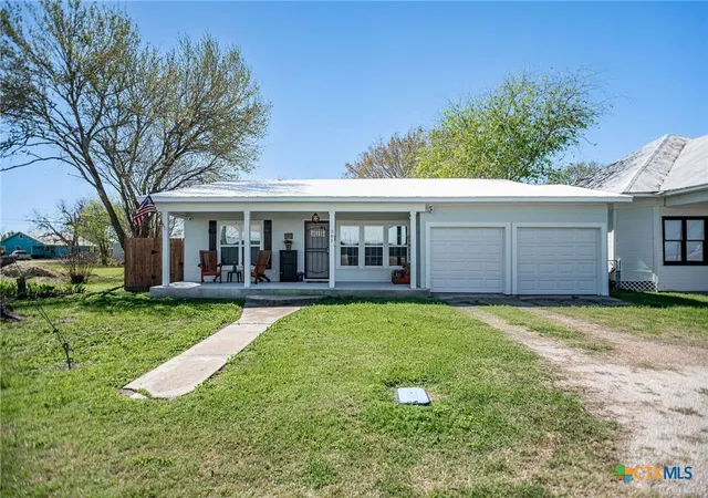 1st image of 305 W Dallas Ave, Seadrift, TX 77983 | MLS# 618704
