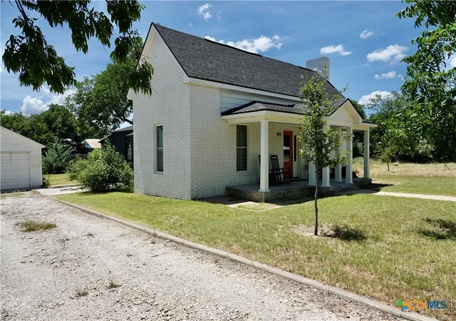 Homes for sale in Goldthwaite, TX | 801 Reynolds, Goldthwaite, TX 76844 | MLS# 618709