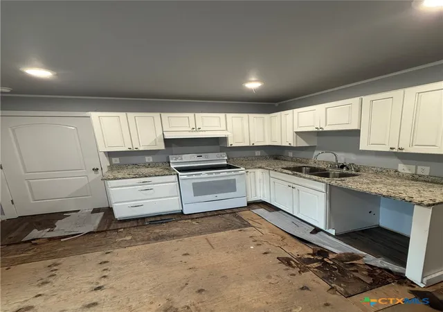 Photo 4 of Single family home for sale at 1302 E Ave F, Temple, TX 76501 | MLS# 618807 | Listing updated on 2026-07-07