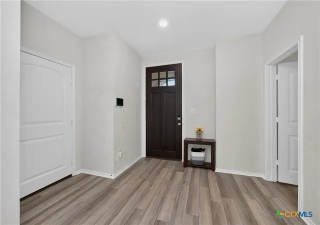 Photo 3 of Single family home for sale at 1604 Foxglove Dr, Lockhart, TX 78644 | MLS# 618583 | Listing updated on 2026-07-07